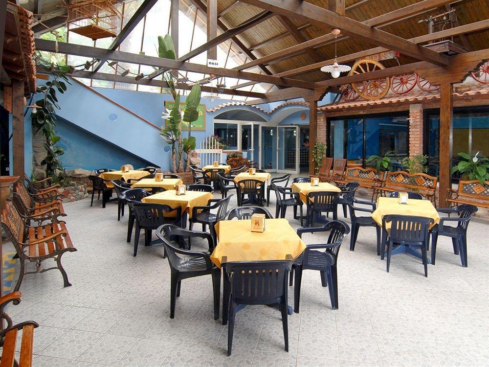 Aparthotel Oasi Azzurra Mesina Exterior foto